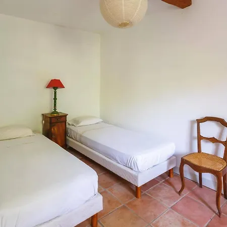 Domaine Saint Roch By * Gaja-et-Villedieu