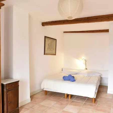 Domaine Saint Roch By * Gaja-et-Villedieu